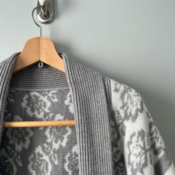 Ann Taylor Loft Knit Poncho Sweater | Grey White Stripe Print | Top Winter Cozy - Picture 1 of 7